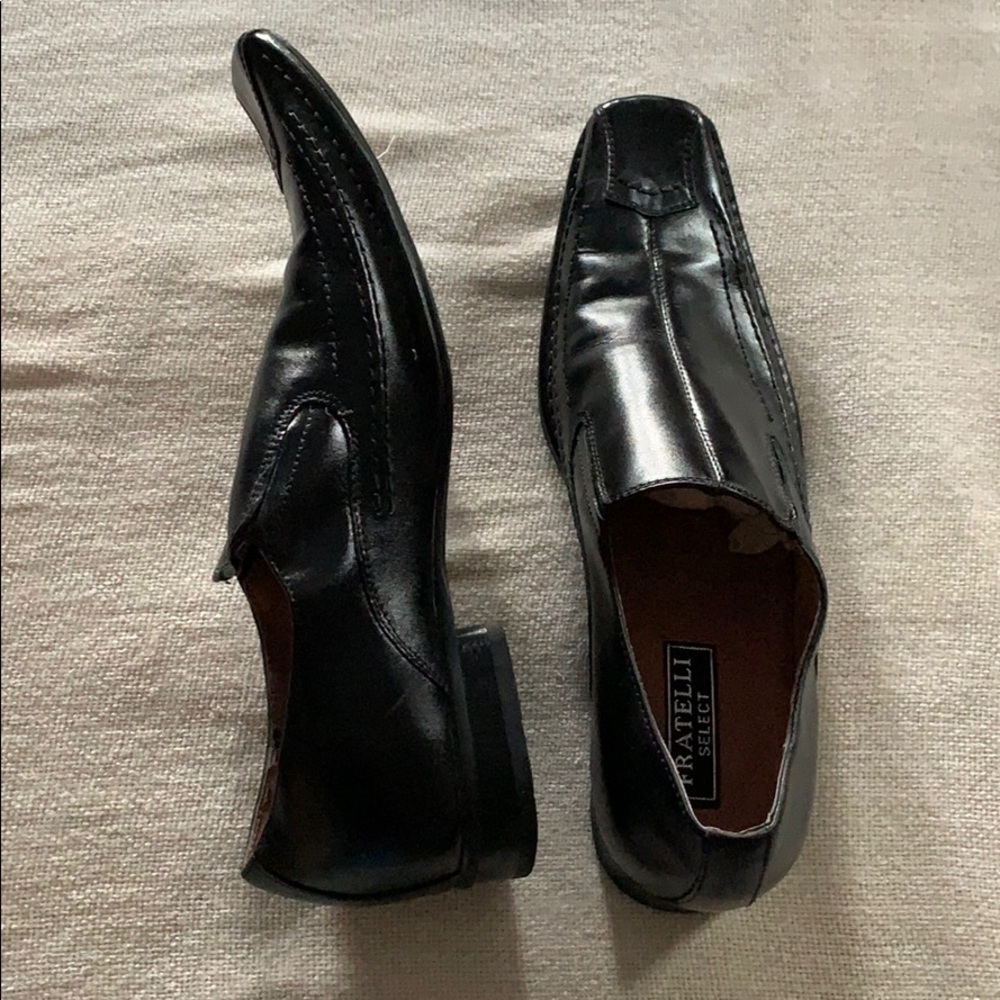 Men’s Size 10 1/2 M Leather Loafers